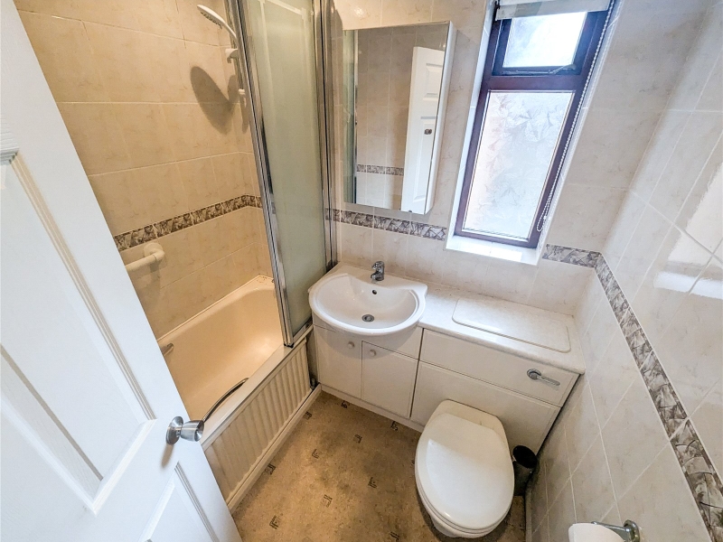 6 Woodend, Pensby, CH61 8RU