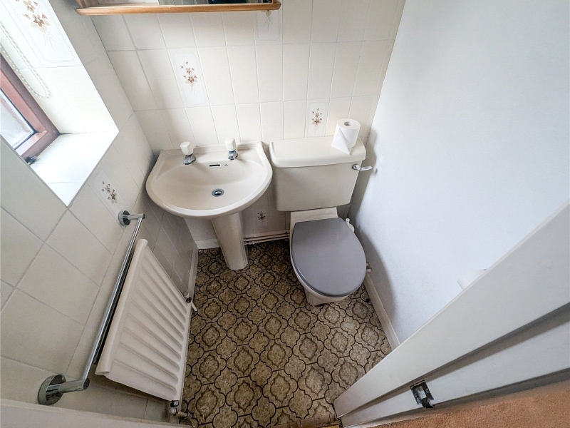 6 Woodend, Pensby, CH61 8RU