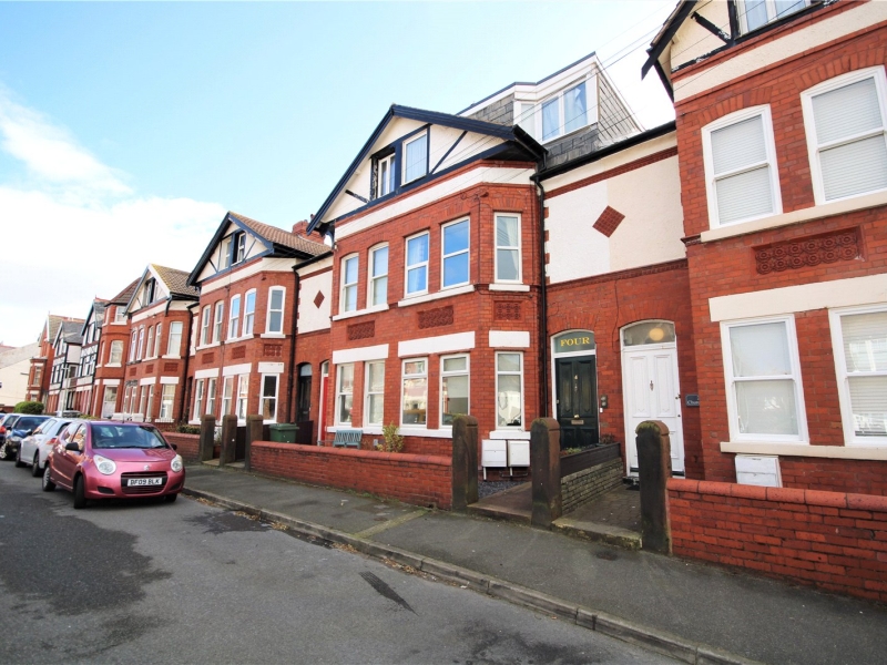 Ground Floor Flat 4 Church Road Lot 12 on 11/01/23 Venmore Auctions