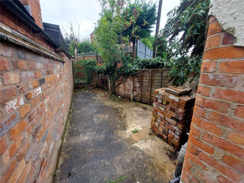 47 Parsons Walk Lot 32 on 25/10/23 Venmore Auctions