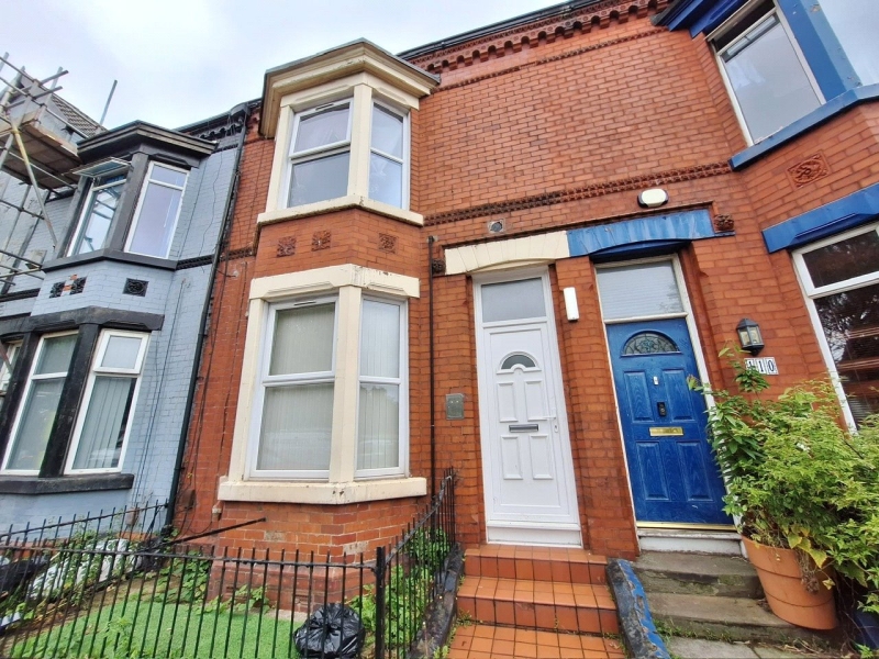 Flat 1 & 2 112 Hawthorne Road Lot 49 on 10/07/24 Venmore Auctions